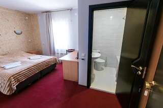 Гостиница Первый Поезд Йошкар-Ола Двухместный номер Комфорт с 1 кроватью или 2 отдельными кроватями-3